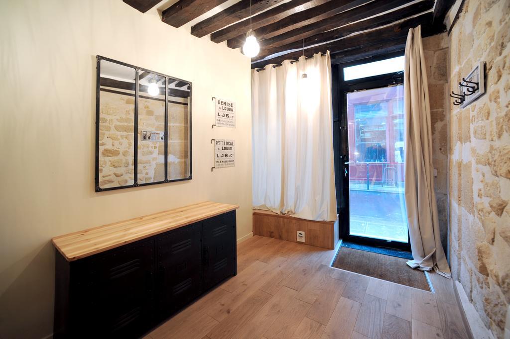 Unique Loft In Le Marais * Parijs